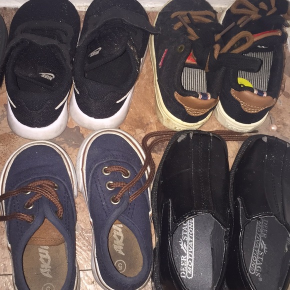 Toddler shoes! Sizes 3-5 - Picture 5 of 7